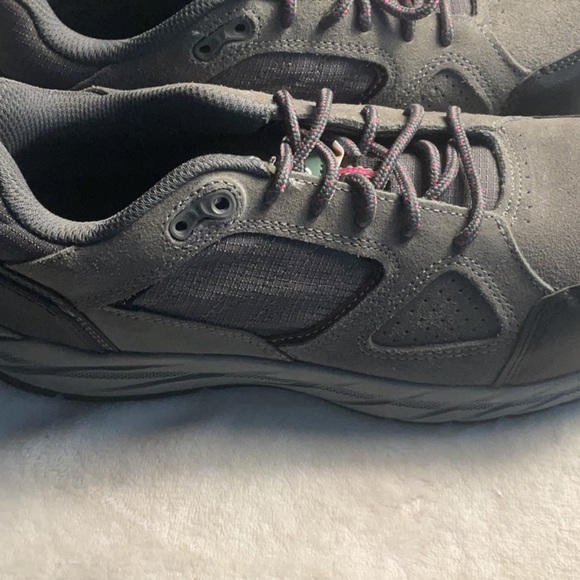 Women’s steel toe safety shoes - Picture 5 of 7